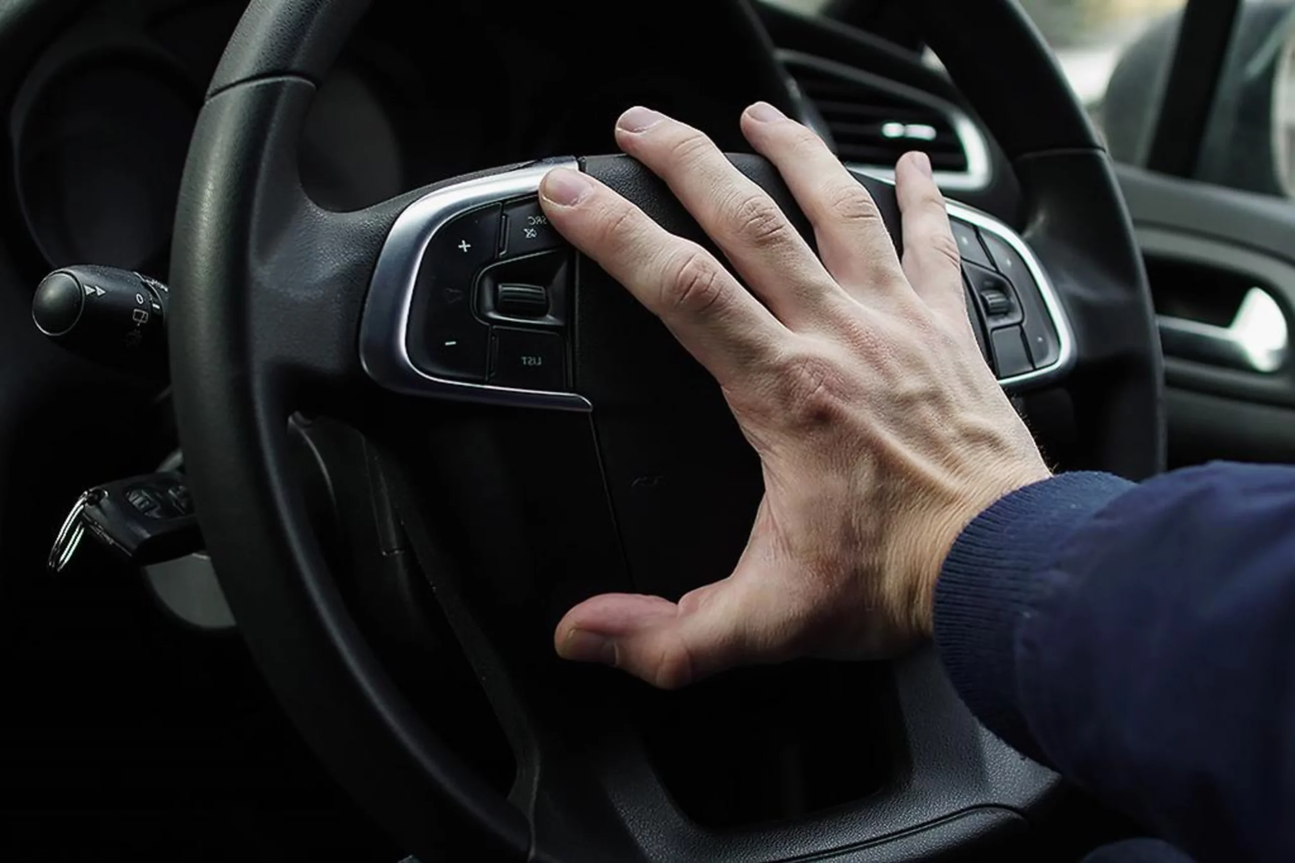 هورن برقی و پنوماتیک